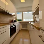 3 Apartment, 82 Qm, Max 5 Pers, Balkon, Garage, Internet 300 Mbit