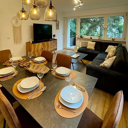 3 Apartment, 82 Qm, Max 5 Pers, Balkon, Garage, Internet 300 Mbit *