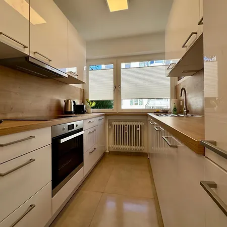 3 Apartment, 82 Qm, Max 5 Pers, Balkon, Garage, Internet 300 Mbit